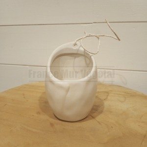 http://www.materiel-mur-vegetal.fr/1761-4171-thickbox/cache-pot-ceramique-blanc-creme-o8cm-a-suspendre-ou-poser.jpg